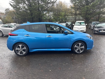 Used Nissan Leaf 2021 for sale - 76542340: Photo