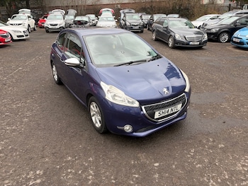Used Peugeot 208 2014 for sale - 77605545: Photo