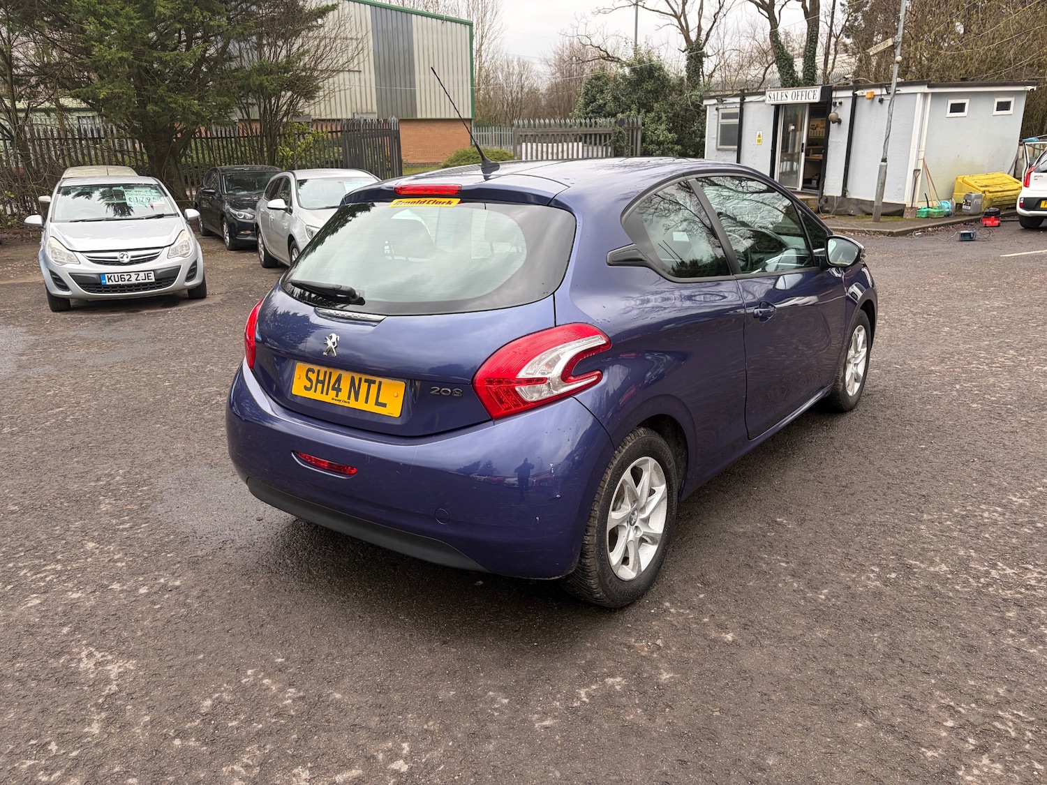 Used Peugeot 208 2014 for sale - 77605545: Photo 4