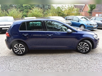 Used Volkswagen Golf 2020 for sale - 79536106: Photo