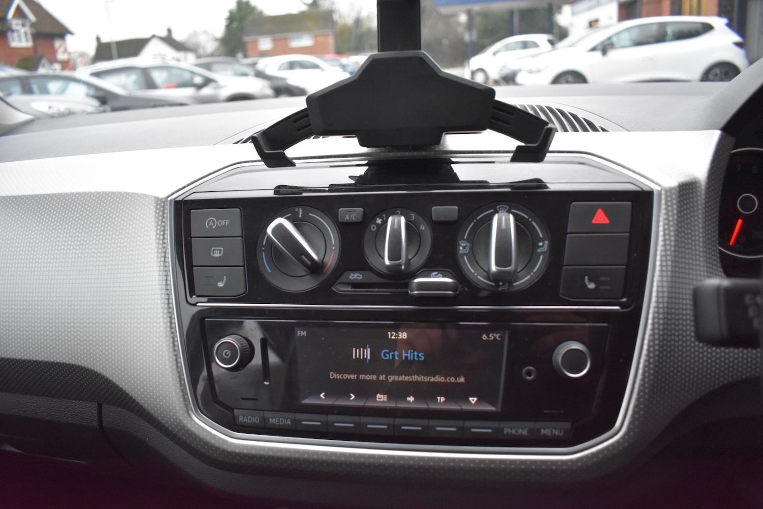 Used Volkswagen up! 2019 for sale - 77034007: Photo 15