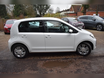 Used Volkswagen up! 2019 for sale - 77034007: Photo