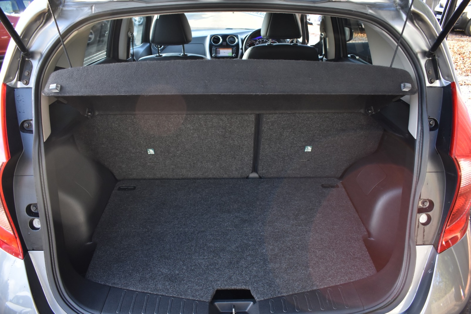 Used Nissan Note 2016 for sale - 76945308: Photo 12