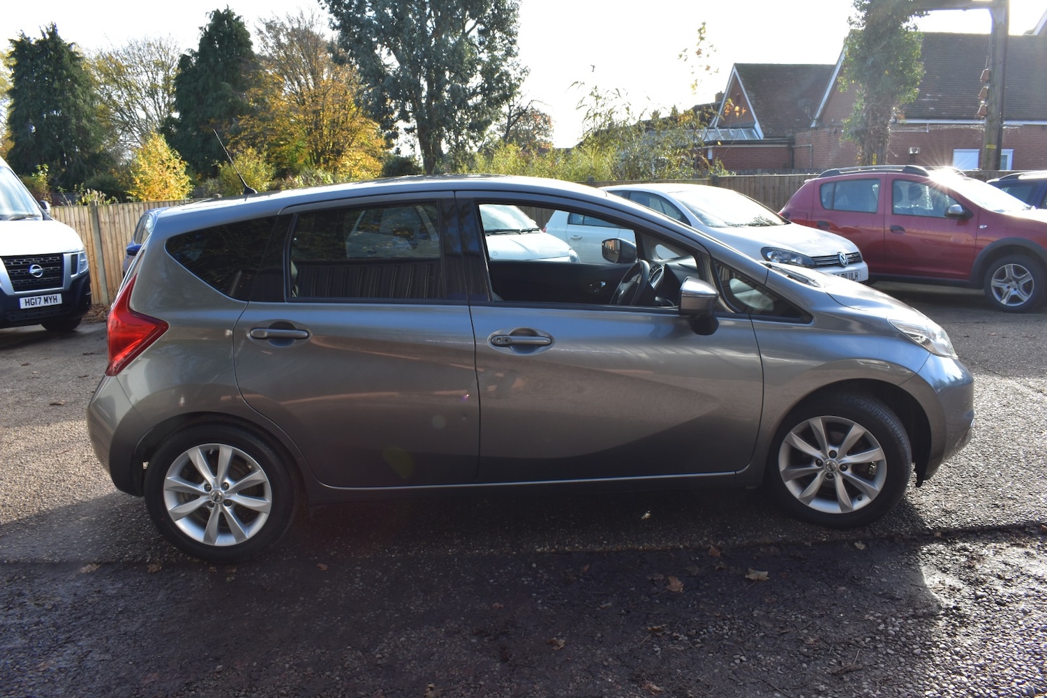 Used Nissan Note 2016 for sale - 76945308: Photo 2