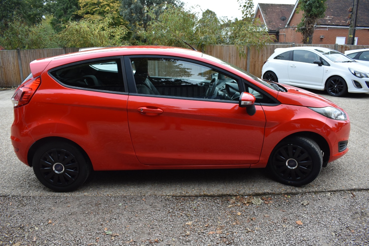 Used Ford Fiesta 2013 for sale - 76231065: Photo 2