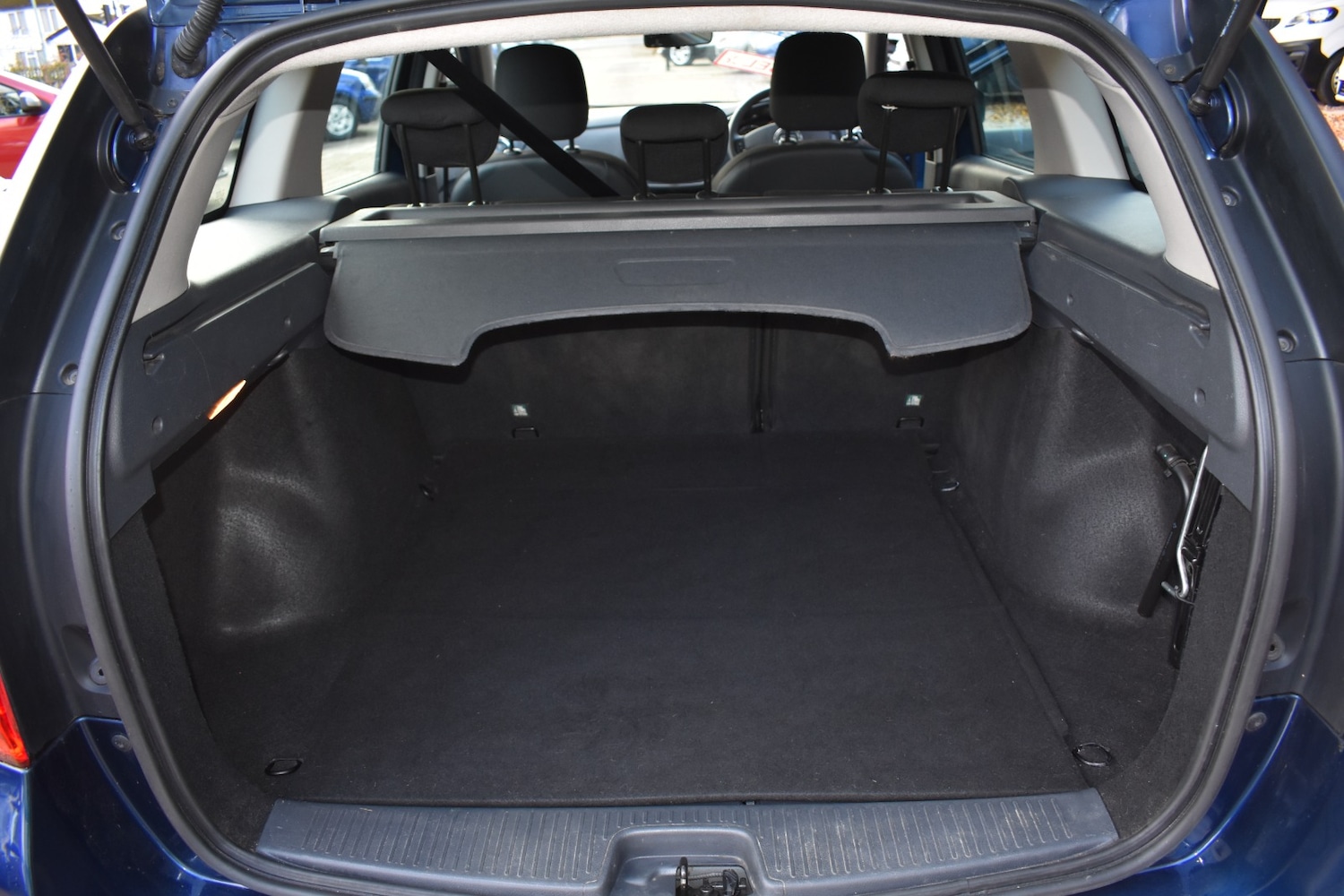 Used Dacia Logan MCV 2016 for sale - 76529312: Photo 12