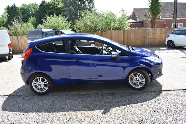 Used Ford Fiesta 2016 for sale - 75283255: Photo 2