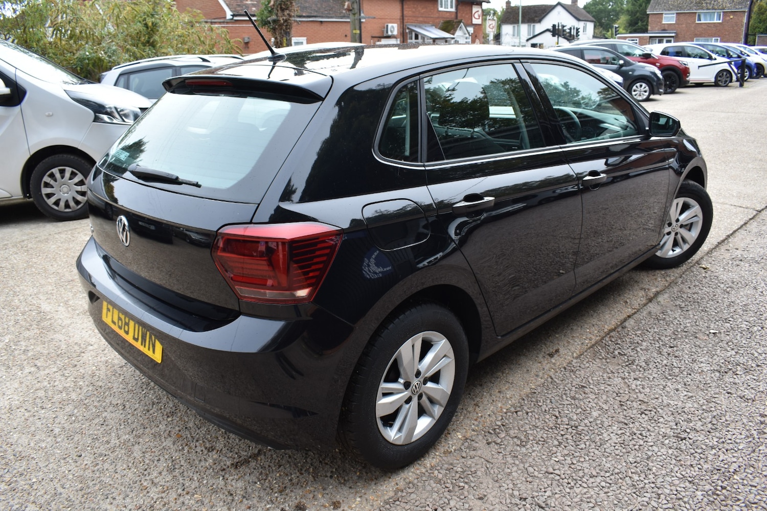 Used Volkswagen Polo 2018 for sale - 76127680: Photo 9