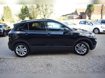Used Volkswagen T-Cross 2019 for sale - 78038477: Photo