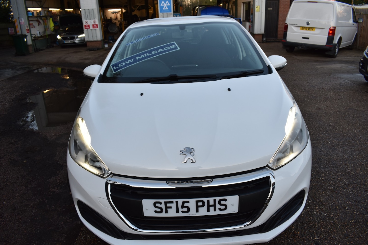 Used Peugeot 208 2015 for sale - 76706636: Photo 4
