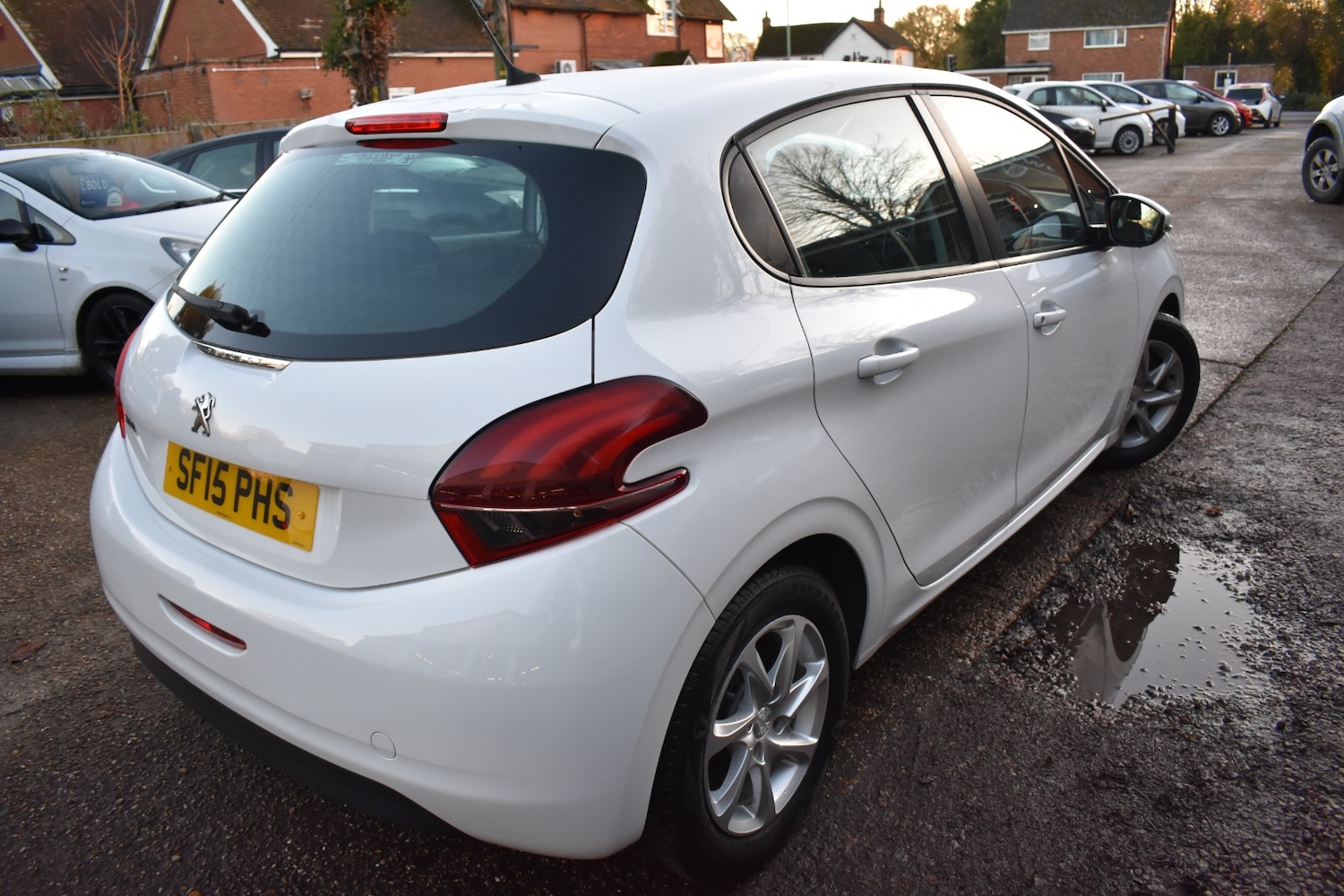 Used Peugeot 208 2015 for sale - 76706636: Photo 9