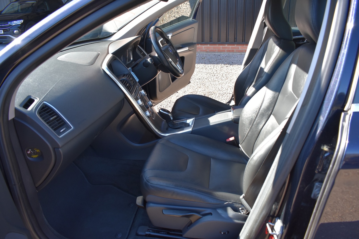 Used Volvo XC60 2016 for sale - 77934444: Photo 14