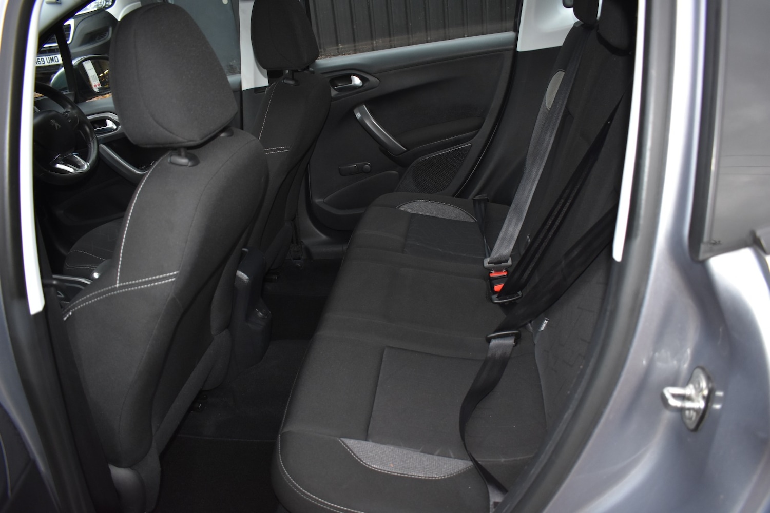 Used Peugeot 2008 2017 for sale - 76339742: Photo 13