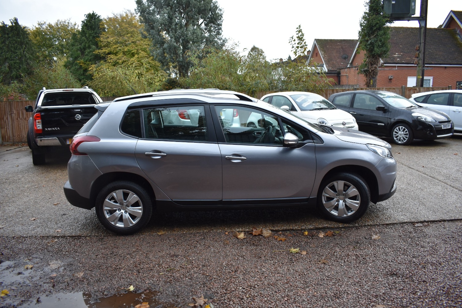 Used Peugeot 2008 2017 for sale - 76339742: Photo 2