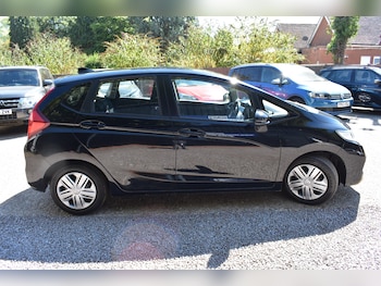 Used Honda Jazz 2019 for sale - 79501064: Photo