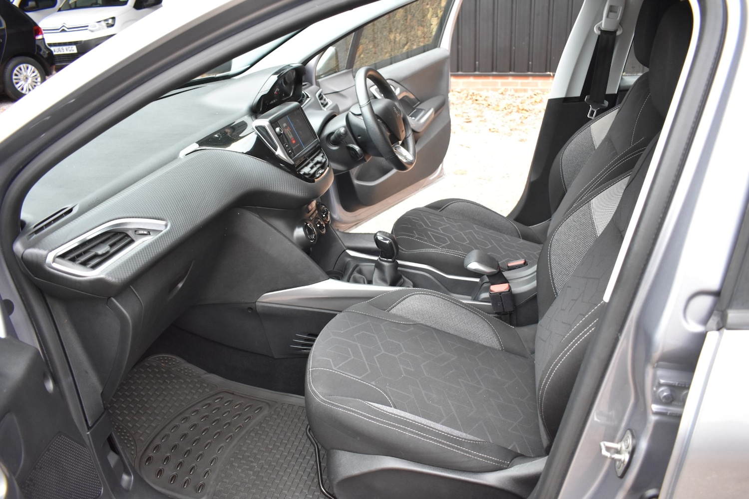 Used Peugeot 2008 2019 for sale - 76275021: Photo 14