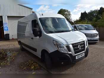 Used Nissan NV400 2017 for sale - 76170516: Photo