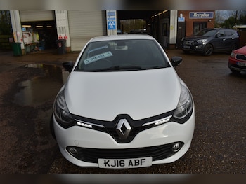 Used Renault Clio 2016 for sale - 76922002: Photo