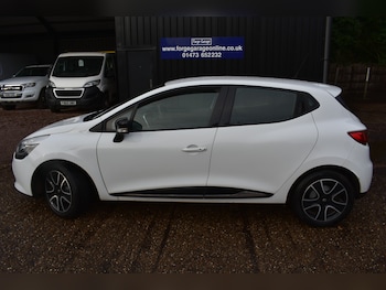 Used Renault Clio 2016 for sale - 76922002: Photo