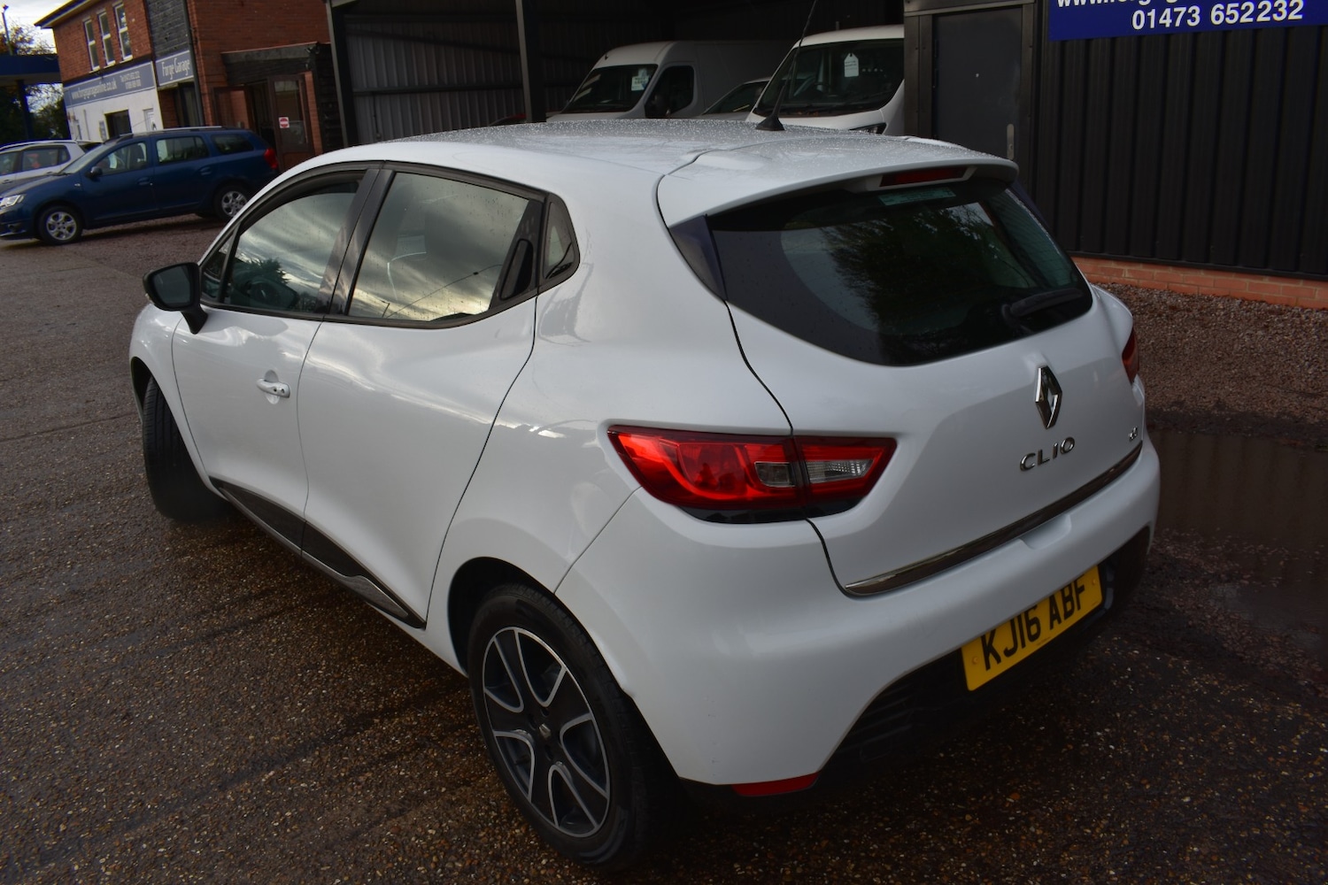 Used Renault Clio 2016 for sale - 76922002: Photo 5