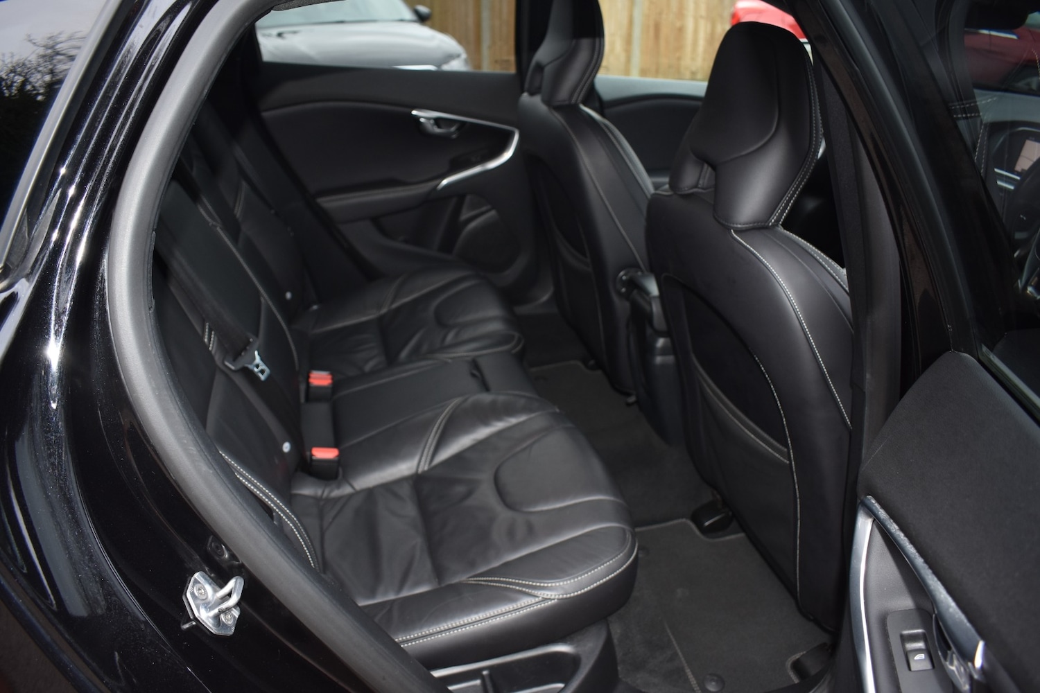 Used Volvo V40 2019 for sale - 77901008: Photo 11