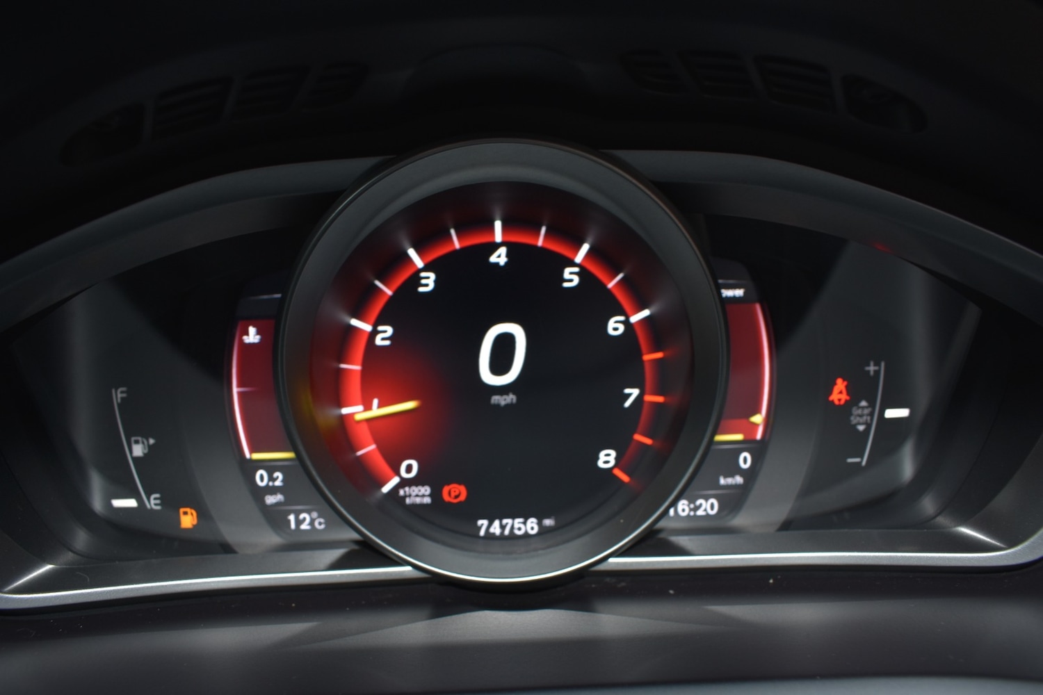 Used Volvo V40 2019 for sale - 77901008: Photo 15