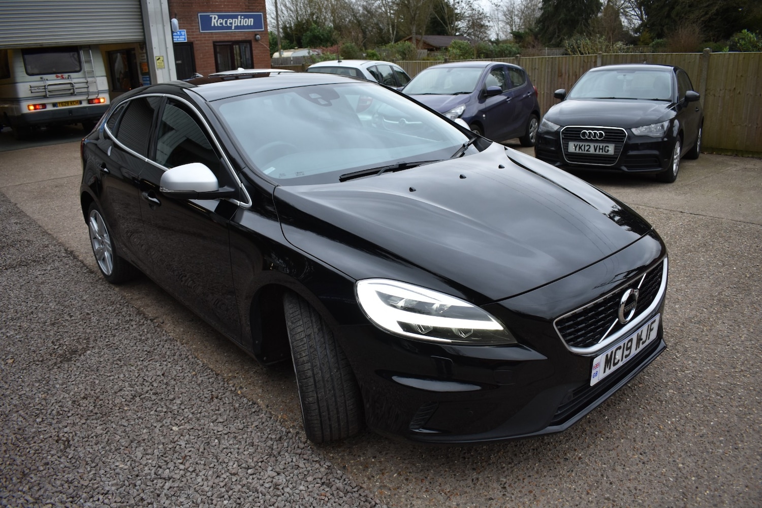 Used Volvo V40 2019 for sale - 77901008: Photo 3