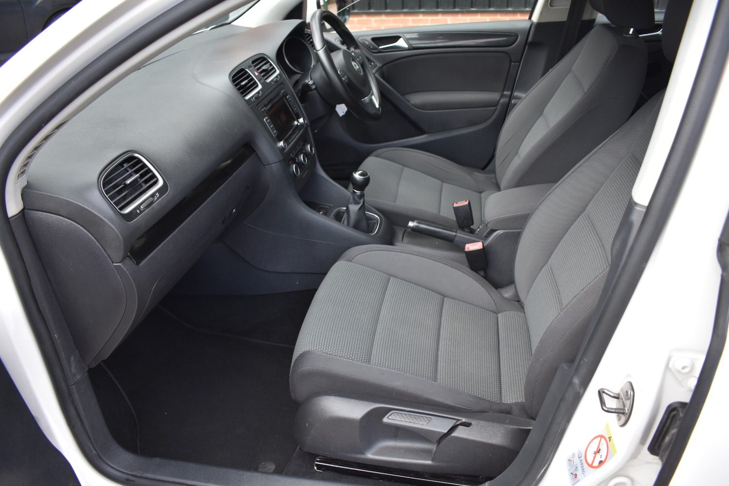 Used Volkswagen Golf 2011 for sale - 78092925: Photo 14