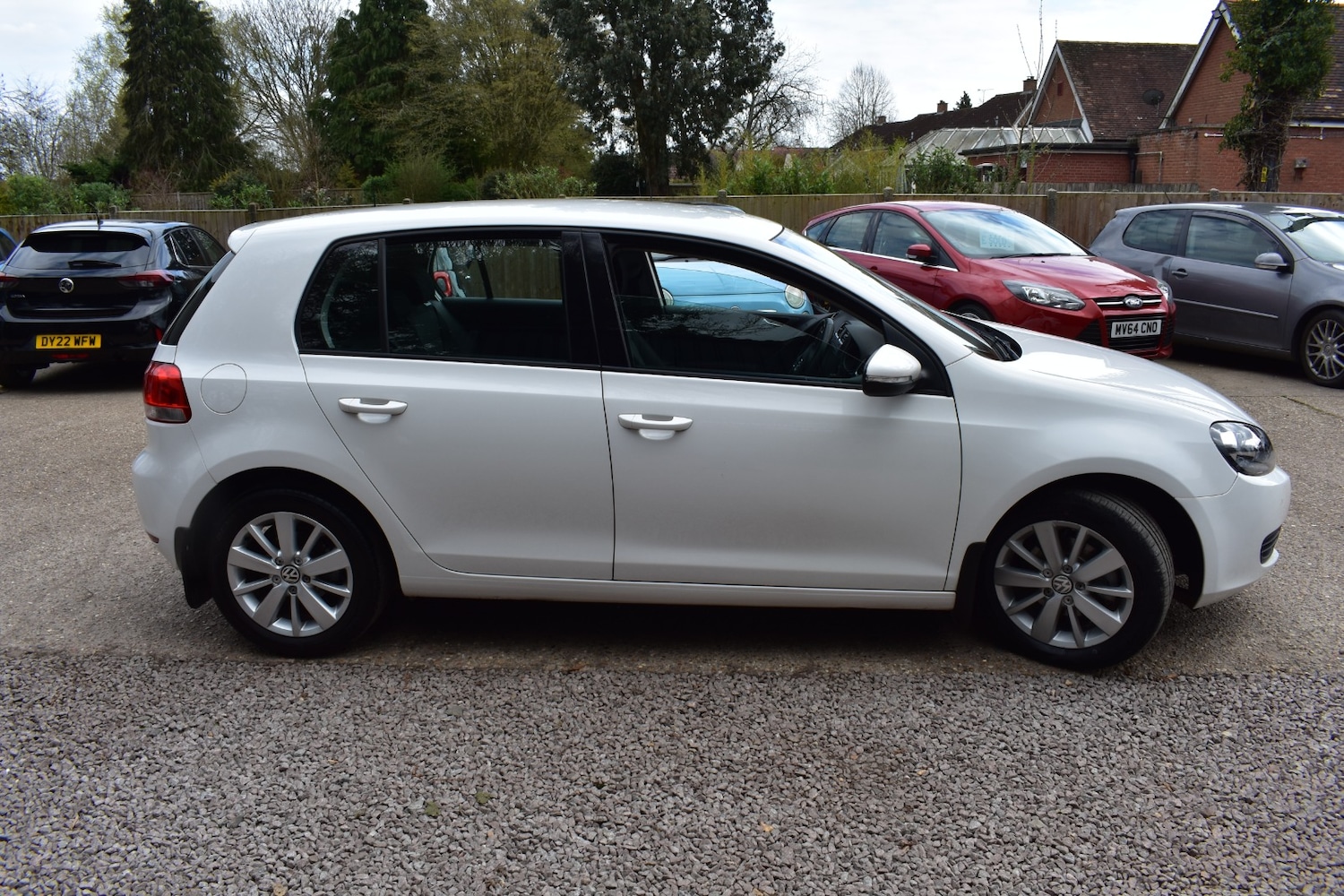 Used Volkswagen Golf 2011 for sale - 78092925: Photo 2