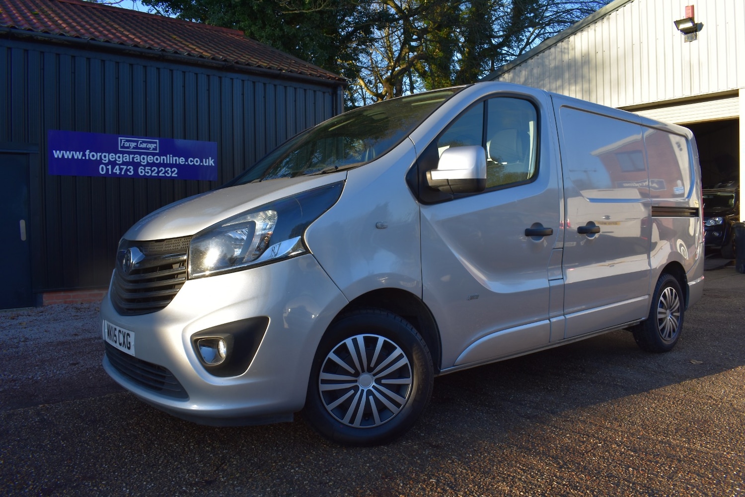 Used Vauxhall Vivaro 2015 for sale - 76706191: Photo 1