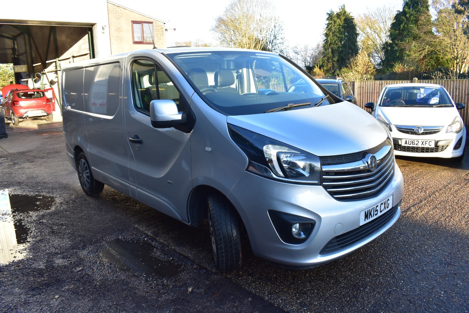 Used Vauxhall Vivaro 2015 for sale - 76706191: Photo 3