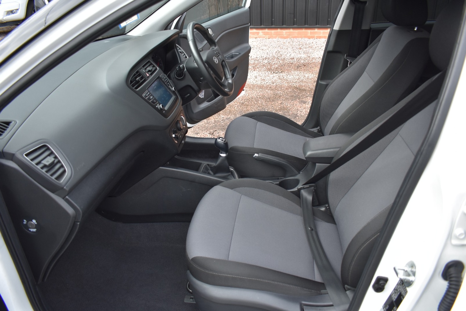 Used Hyundai i20 2020 for sale - 77532449: Photo 14