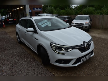 Used Renault Megane 2020 for sale - 78791824: Photo
