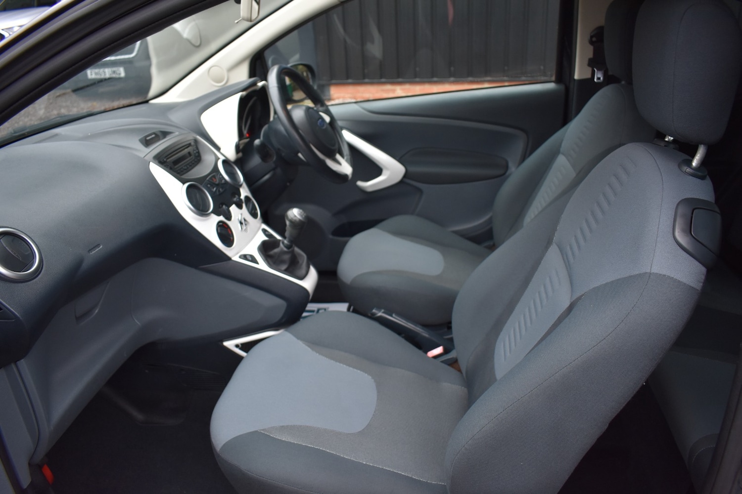 Used Ford Ka 2015 for sale - 76931052: Photo 13