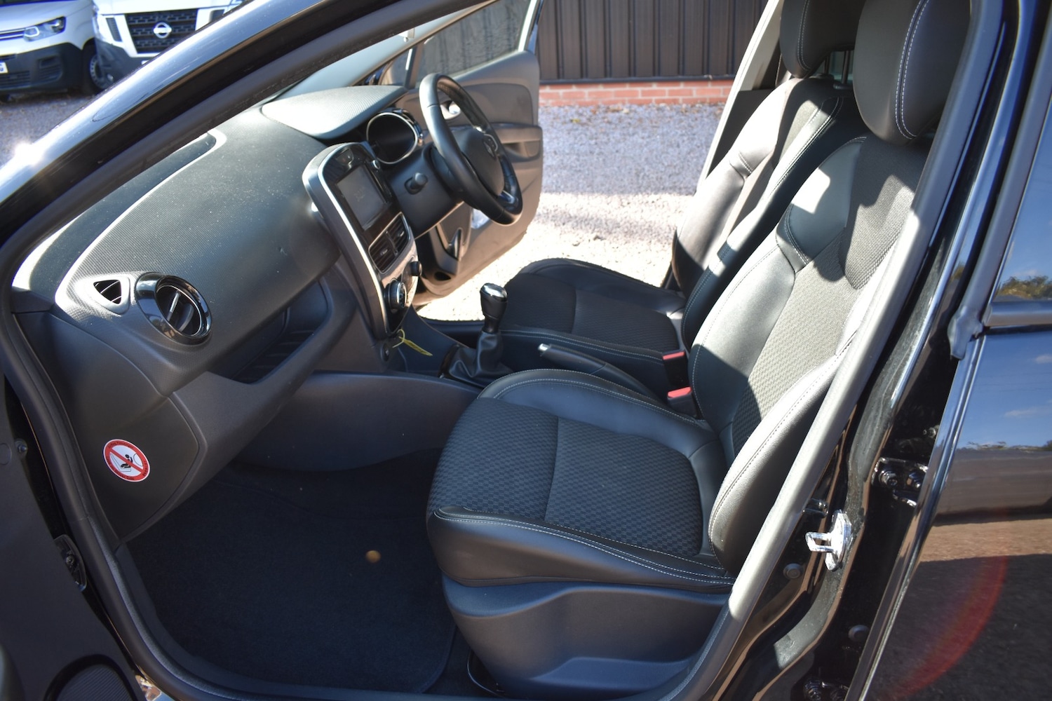 Used Renault Clio 2019 for sale - 76116680: Photo 14