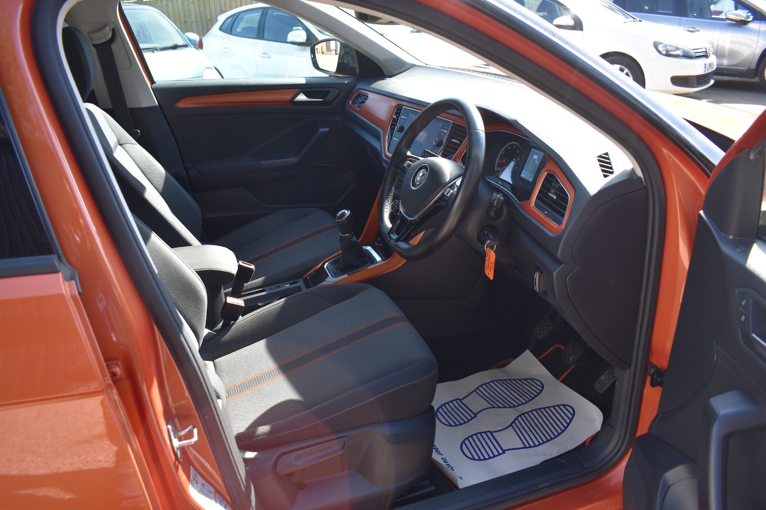 Used Volkswagen T-Roc 2018 for sale - 77974025: Photo 10