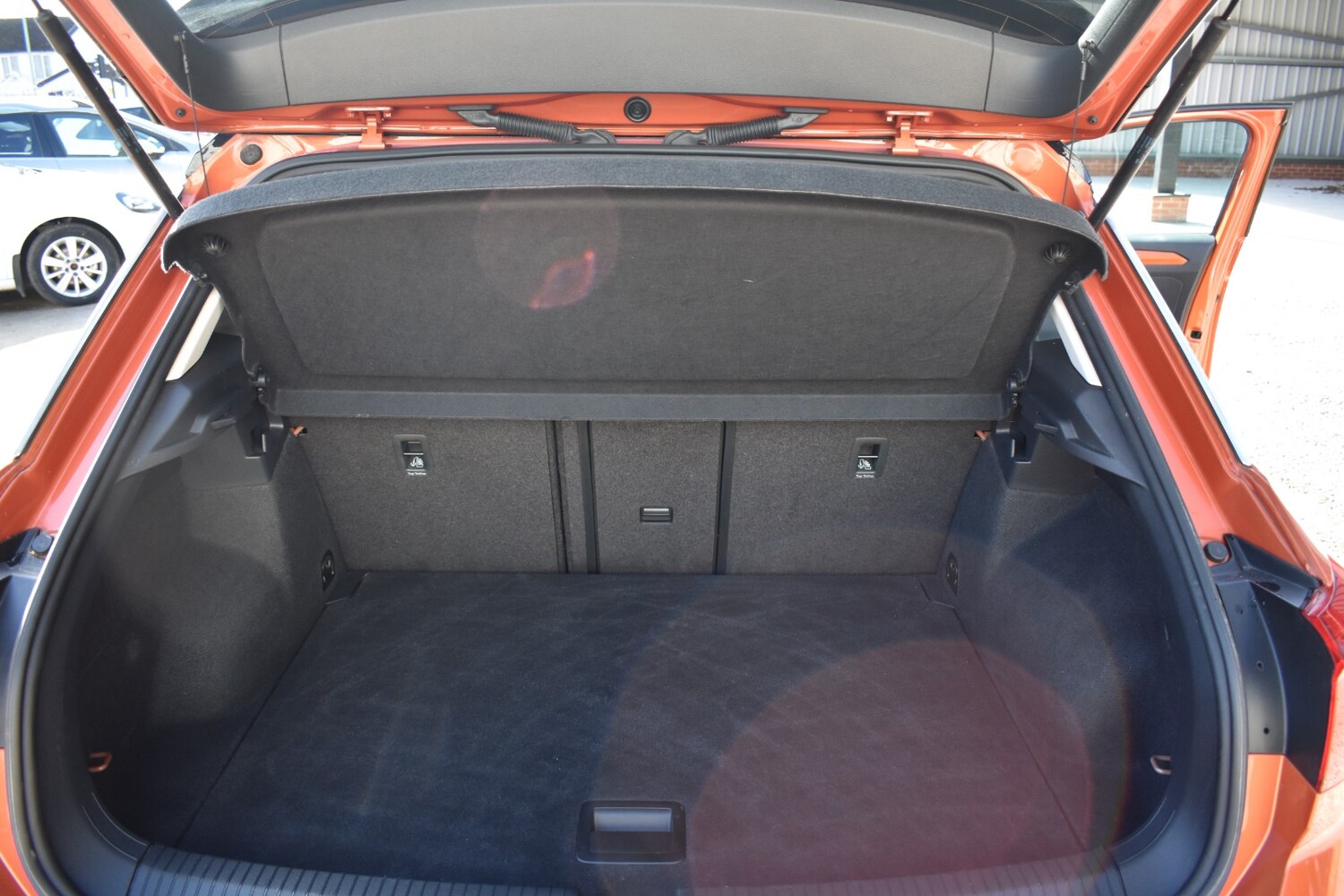 Used Volkswagen T-Roc 2018 for sale - 77974025: Photo 12