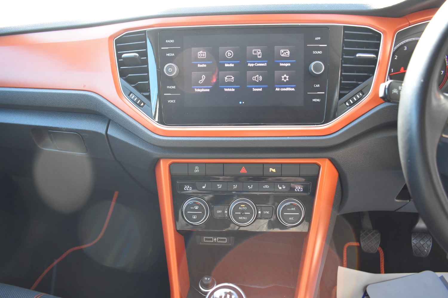 Used Volkswagen T-Roc 2018 for sale - 77974025: Photo 16