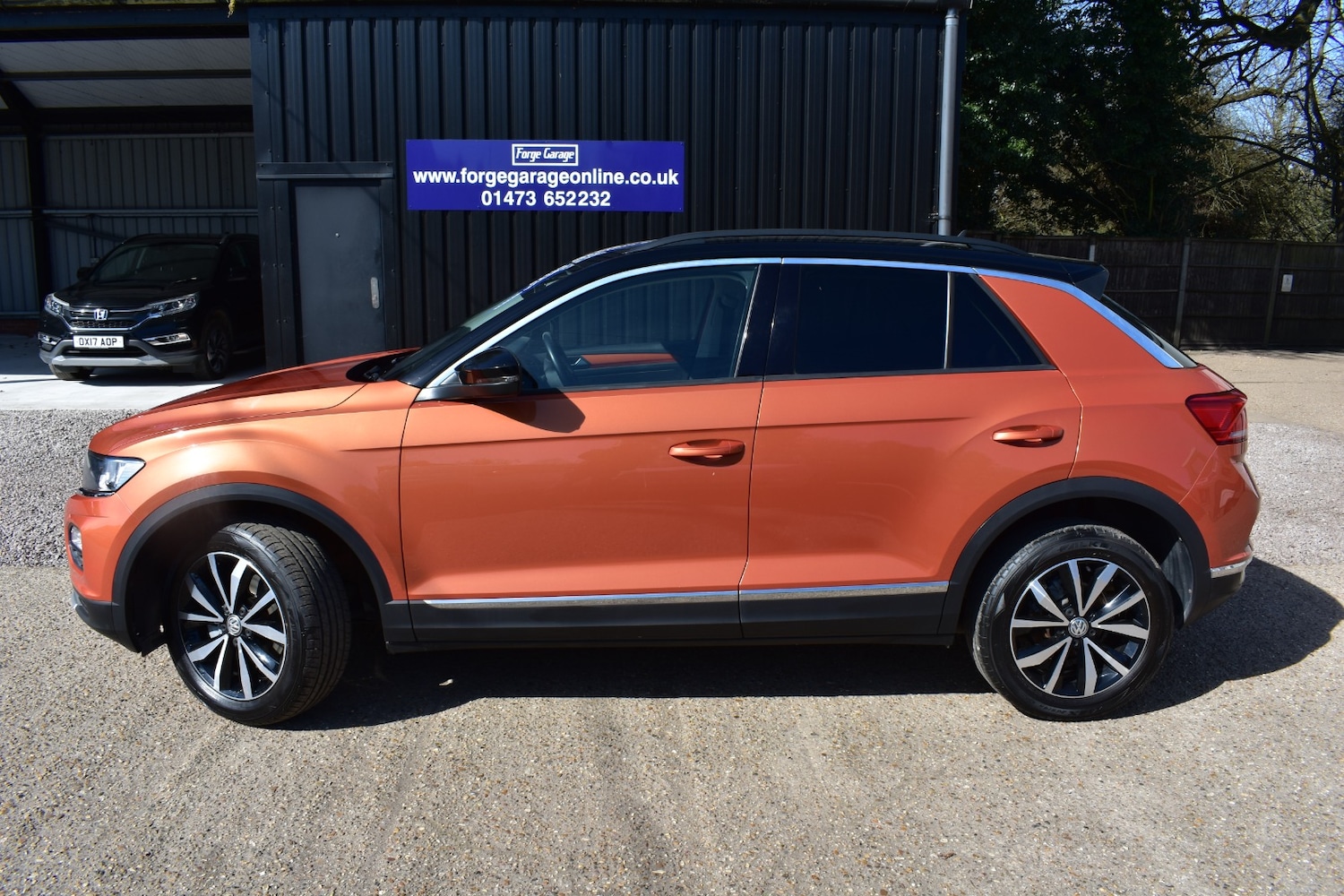 Used Volkswagen T-Roc 2018 for sale - 77974025: Photo 6