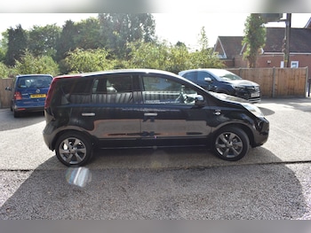 Used Nissan Note 2010 for sale - 75748882: Photo
