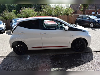 Used Toyota AYGO 2017 for sale - 75481649: Photo