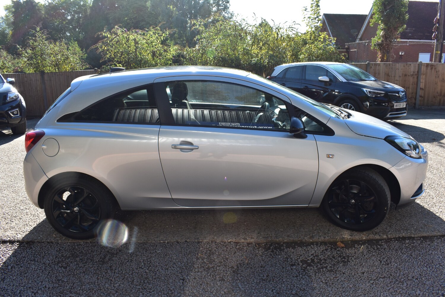 Used Vauxhall Corsa 2019 for sale - 75735933: Photo 2