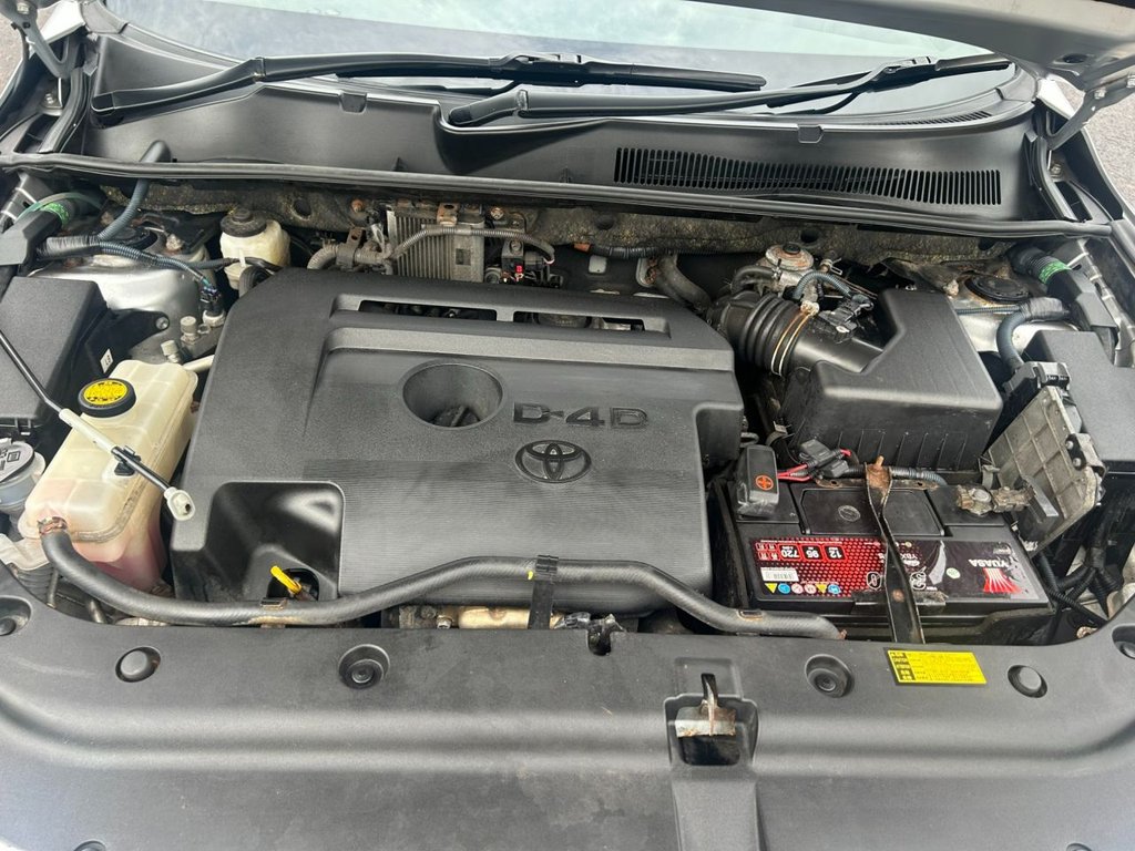 Used Toyota RAV4 2011 for sale - 76470121: Photo 18