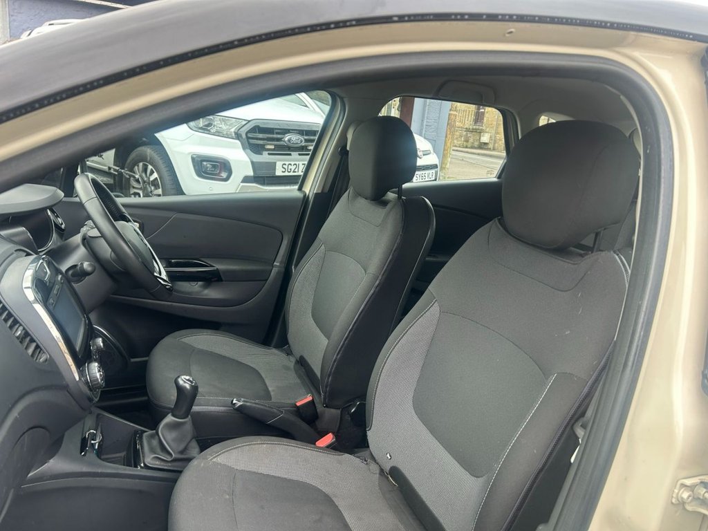 Used Renault Captur 2015 for sale - 78134475: Photo 11