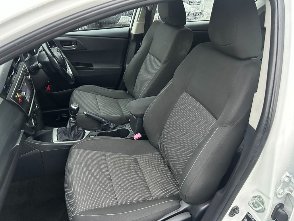 Used Toyota Auris 2014 for sale - 76883765: Photo 11