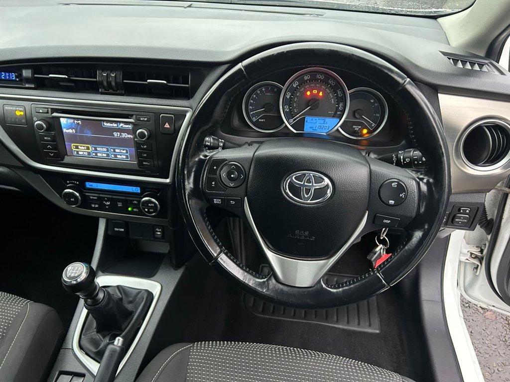 Used Toyota Auris 2014 for sale - 76883765: Photo 9