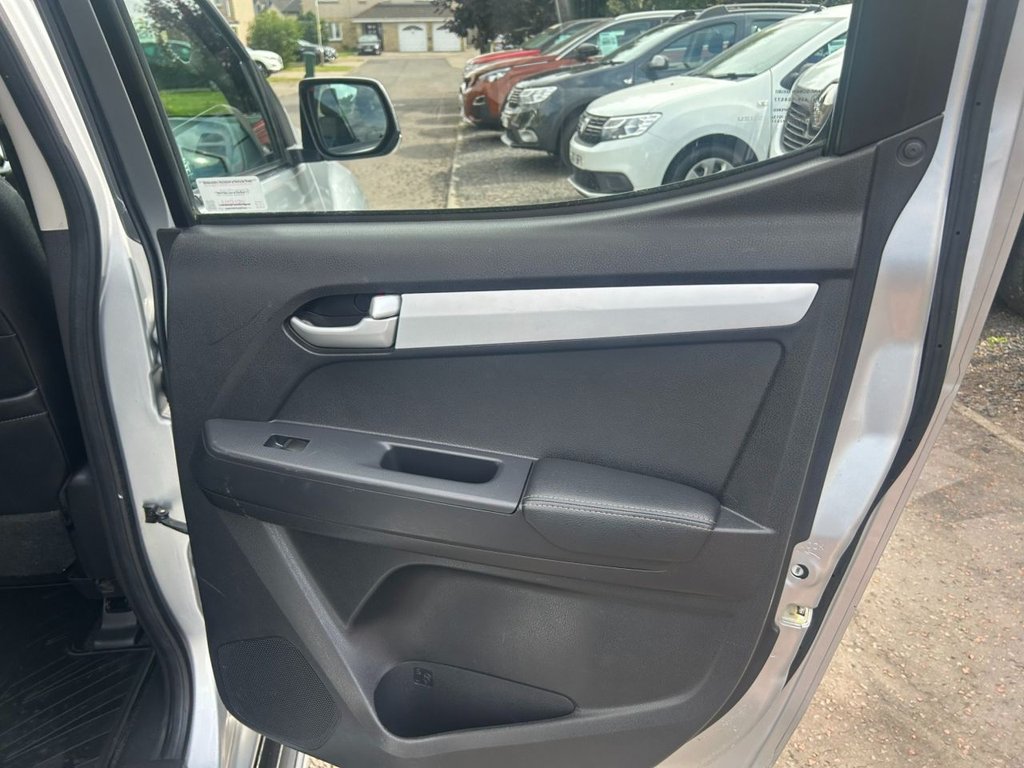 Used Isuzu D-Max 2018 for sale - 77422023: Photo 18