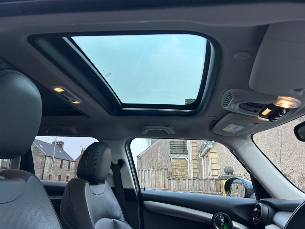 Used MINI Hatch 2018 for sale - 77583038: Photo 12