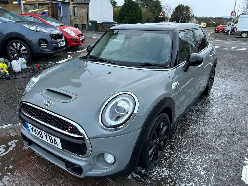 Used MINI Hatch 2018 for sale - 77583038: Photo 2