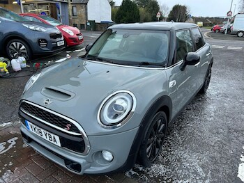 Used MINI Hatch 2018 for sale - 77583038: Photo